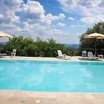 Апартаменты Cozy In Sensano